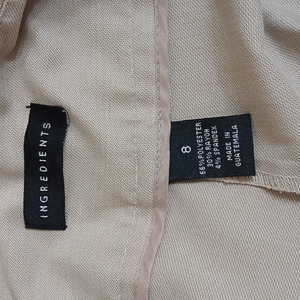 Ingredients Size 8 Tan Polyester Rayon Spandex Capri's - Picture 7 of 7